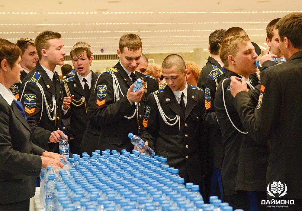 Tasting mineral water Pearl of Elbrus on Graduate 2014 in the Kremlin