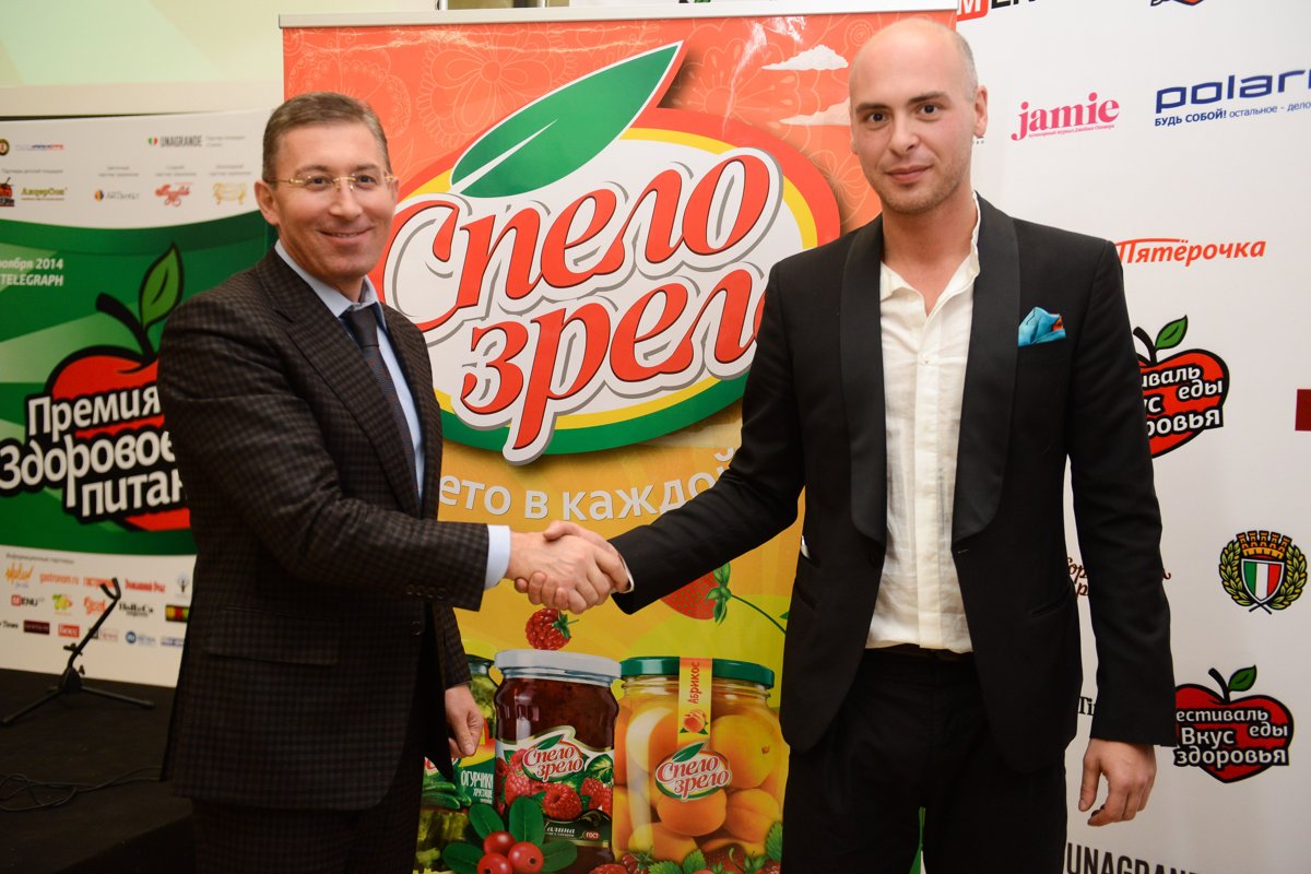 Zaur Balagov, the president of the Diamond holding and actor Anton Privolnov at the Award Ceremony "Healthy nutrition"