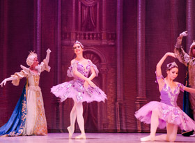 Diamond Holding with Russian ballet of V.Gordeeva